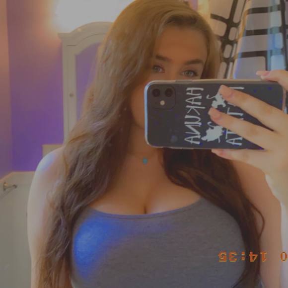 leahelayna
